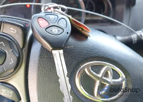 2013 Toyota Venza Le z USA, uszkodzony, nr VIN 4T3ZA3BB9DU077231